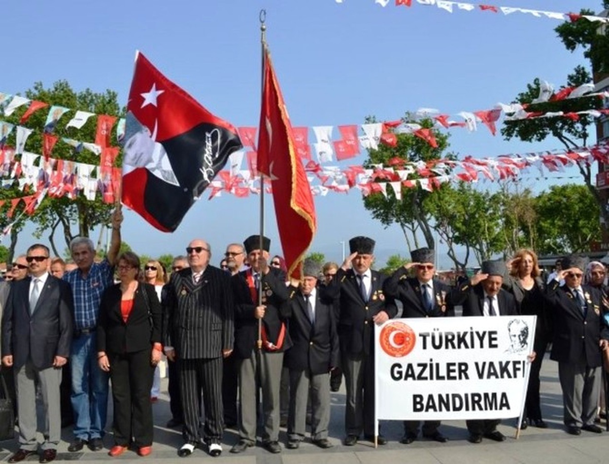 Bandırma\'da 19 Mayıs Gençlik ve Spor Bayramı Kutlandı