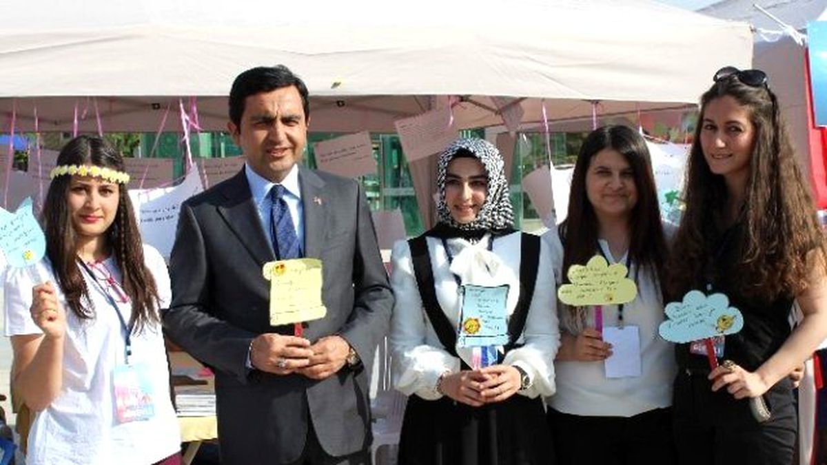 Begem\'den Gençlik Kutlamalarına Destek