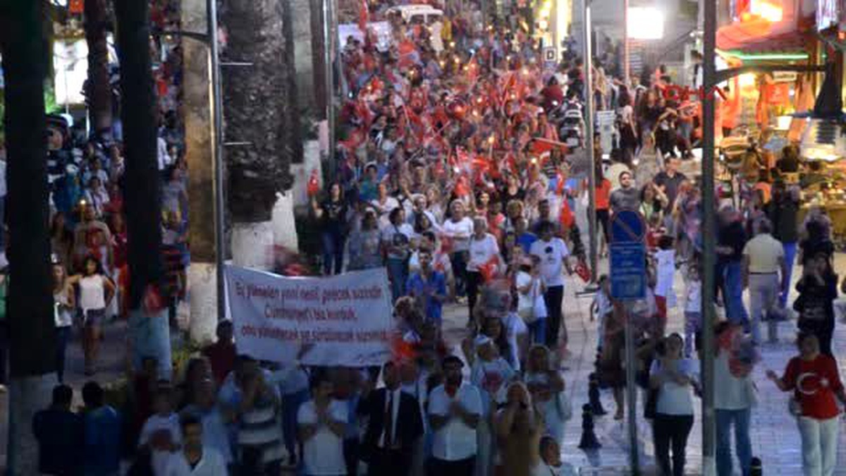 Bodrum\'da Fener Alayı Coşkusu