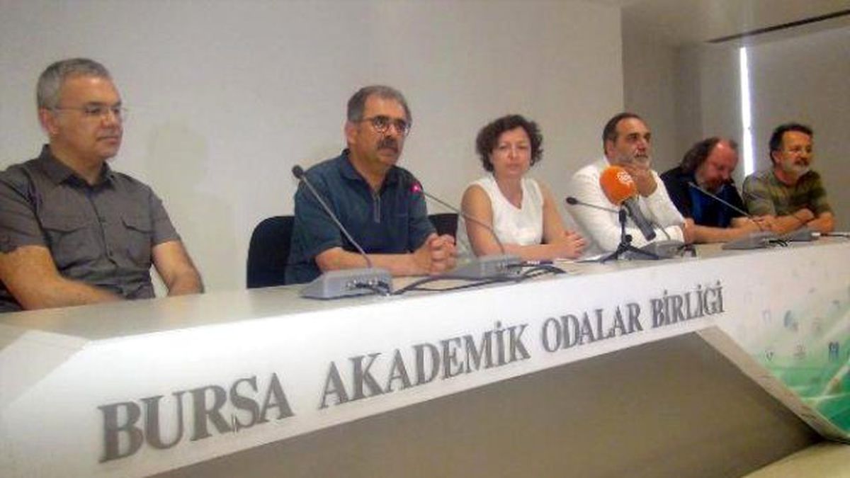 Bursa\'da Otomotiv ve Yan Sanayideki Eylemler Devam Ediyor (2)