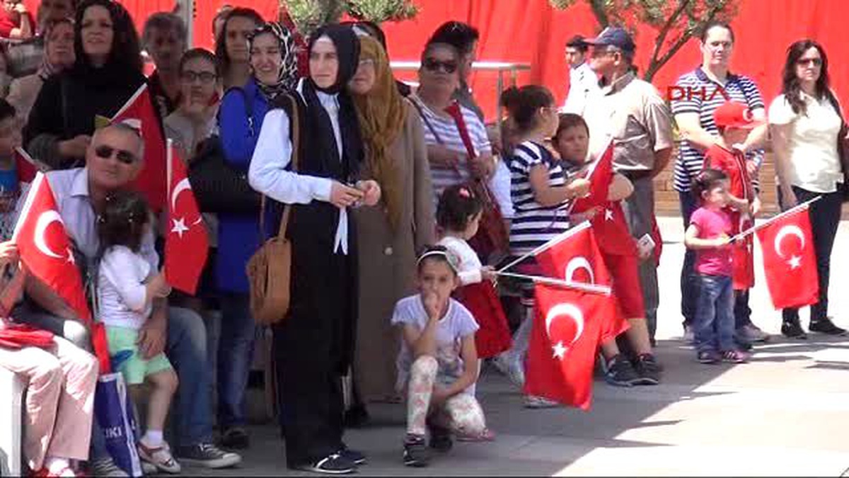 Bursa Müezzinoğlu: Atatürk\'ü Anmanın Yanı Sıra Anlamaya da İhtiyaç Var