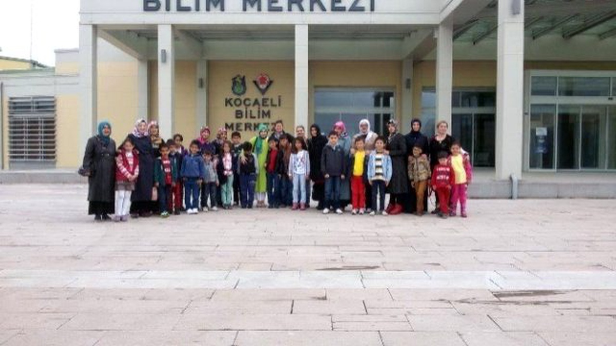 Çocuklar ve Anneleri Kocaeli Bilim Merkezi\'nde