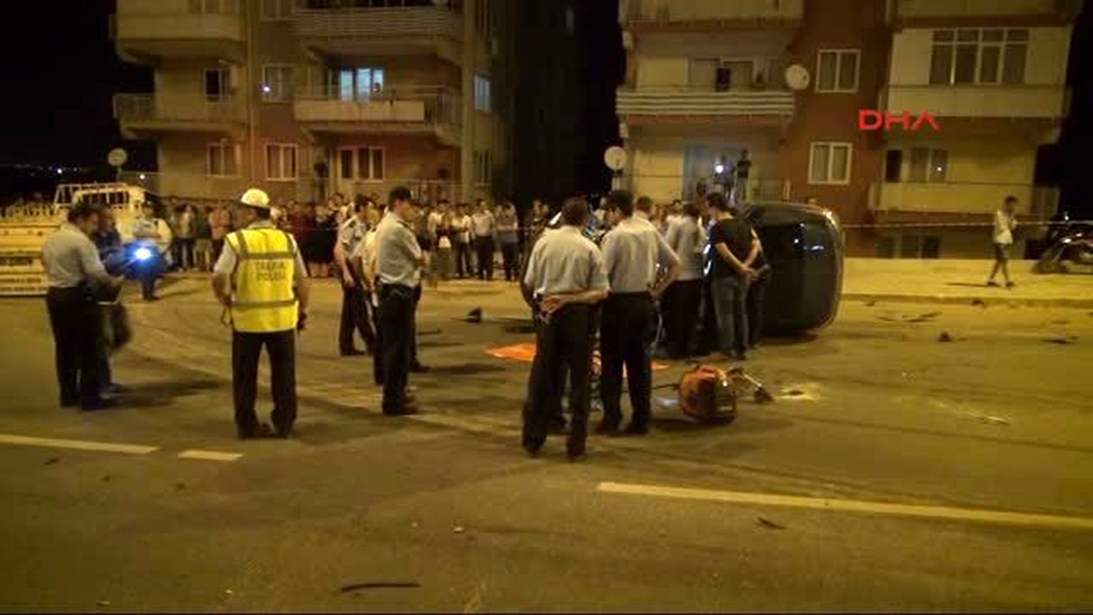 Denizli Kırmızı Işıkta Geçti: 1 Ölü, 4 Yaralı