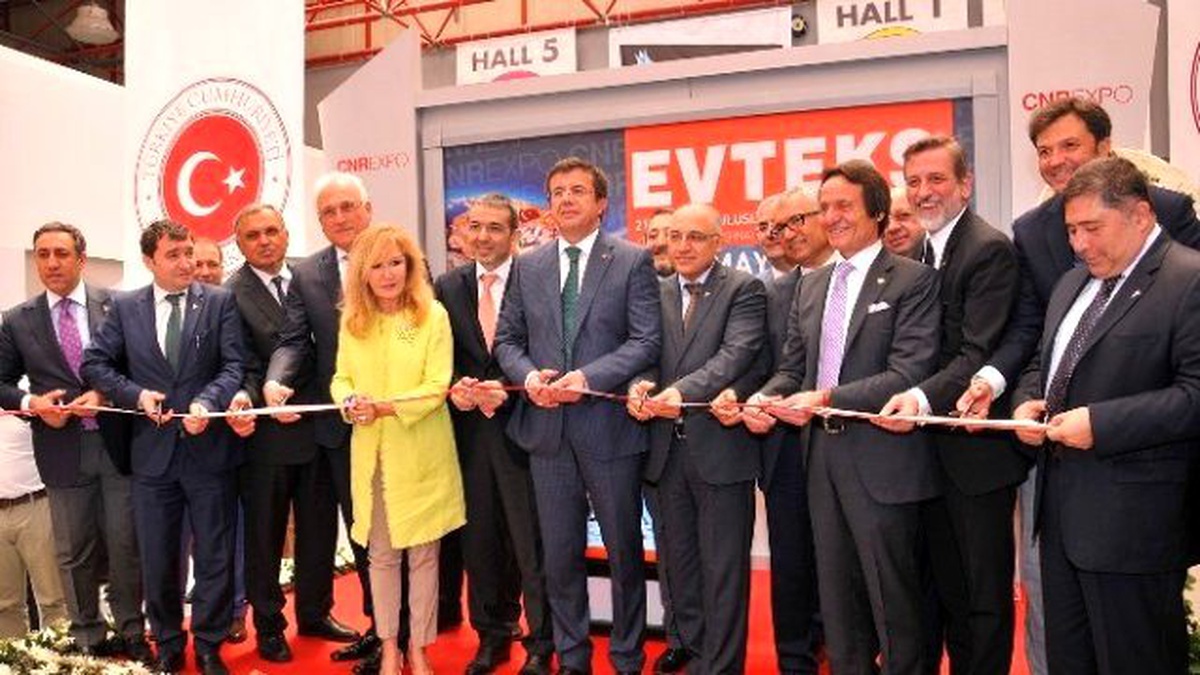 Ekonomi Bakanı Zeybekci: "Kurdaki Köpüğün Bir Miktar Daha İnmesini Bekliyoruz"