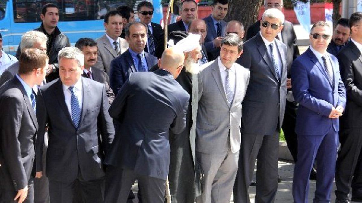 Erzurum\'da 19 Mayıs Töreni