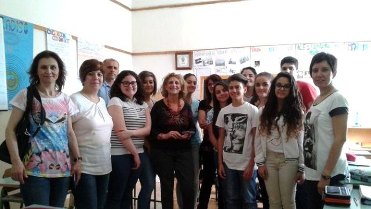 Fekal\'li Öğretmenler Avrupa\'da