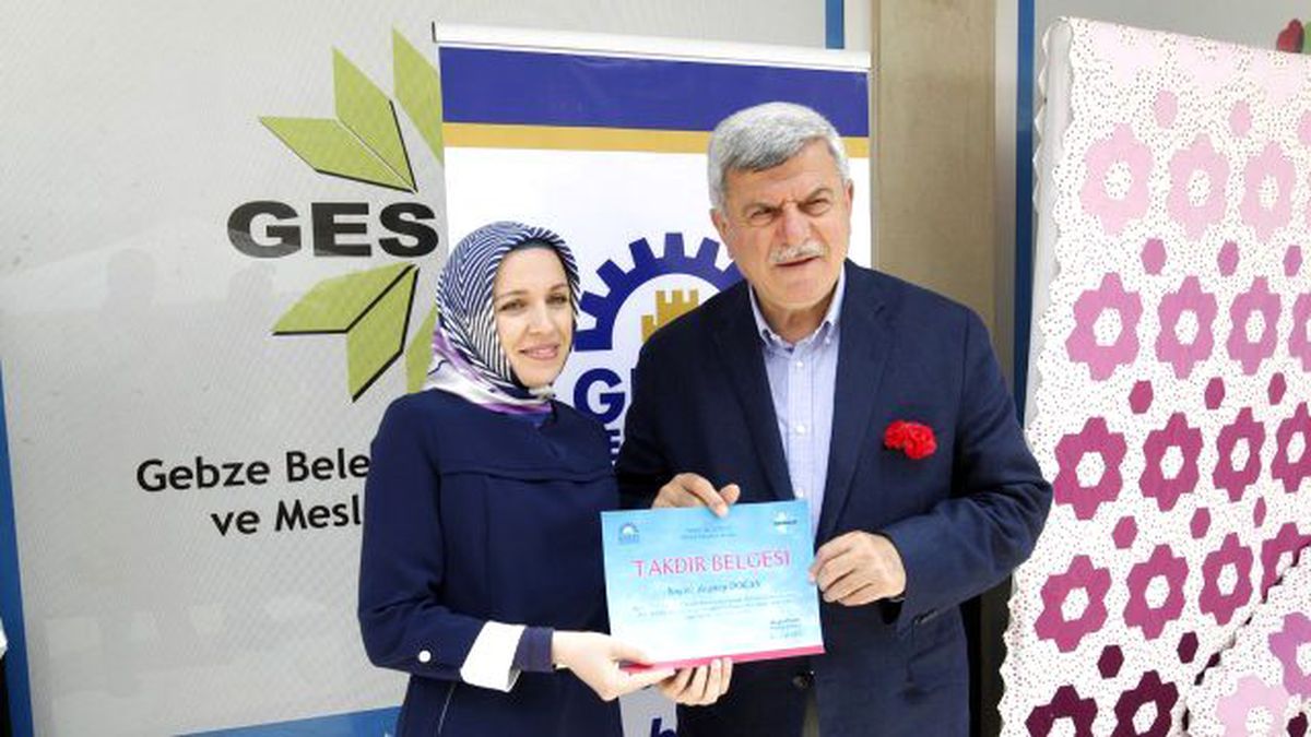 GESMEK Barış Sergisini BAŞKANLAR AÇTI