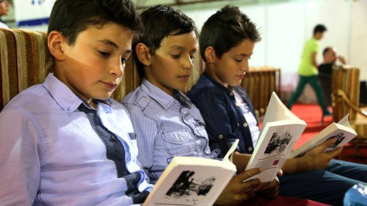 Hollandalı Öğrenciler Fuarda Staj Yapıyor