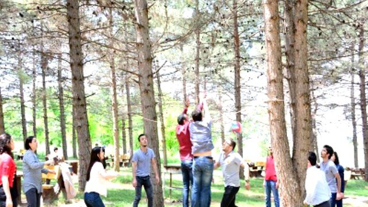İntörn Doktorlar ve Tıp Öğrencileri Piknikte