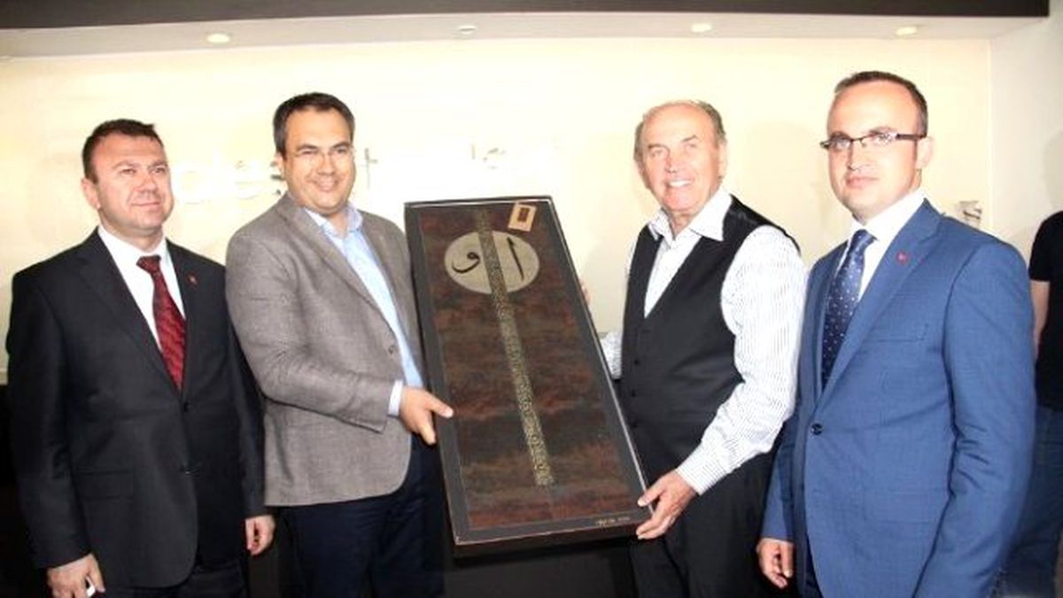 Kadir Topbaş, Çan\'da Kale Seramik Fabrikası\'nı Gezdi