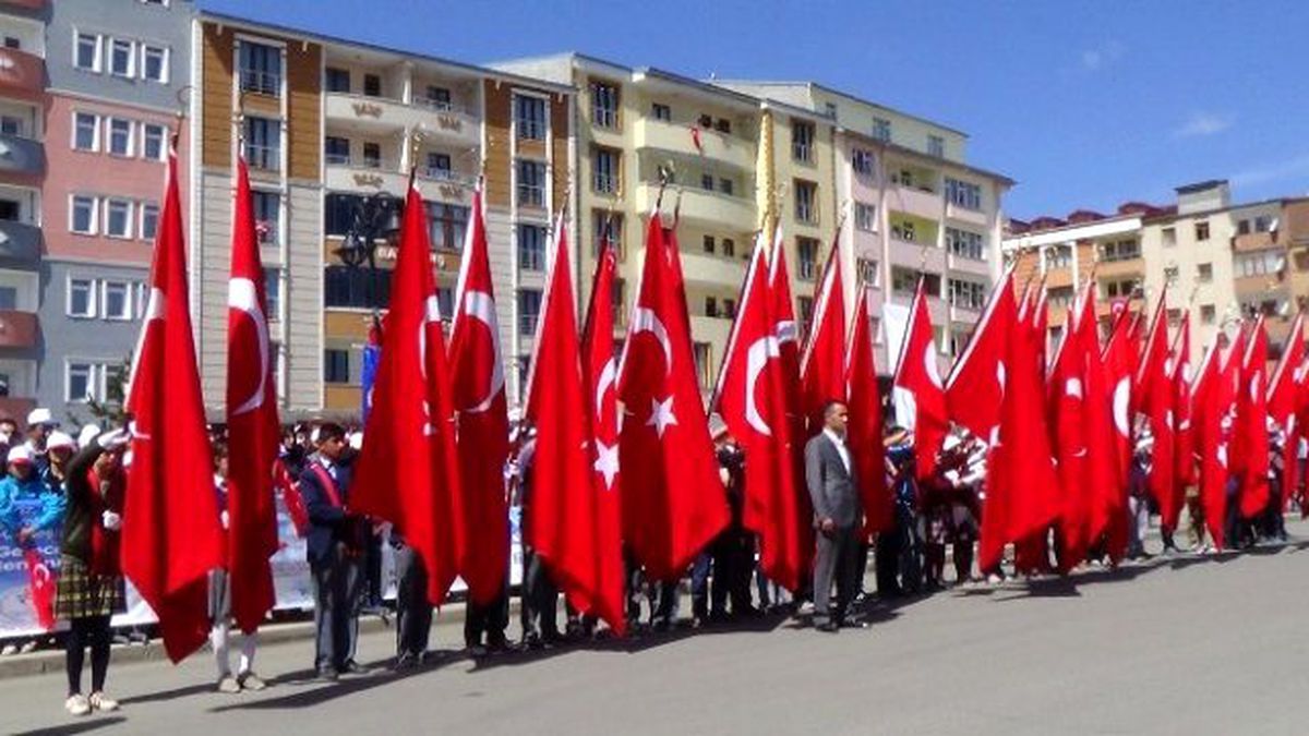 Kars\'ta 19 Mayıs Coşkusu