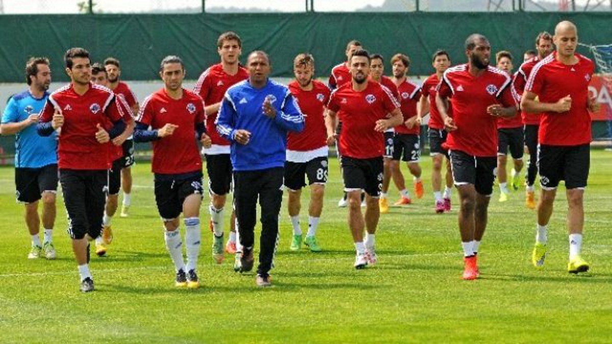 Kasımpaşa, Kayseri Erciyesspor Maçının Hazırlıklarına Başladı