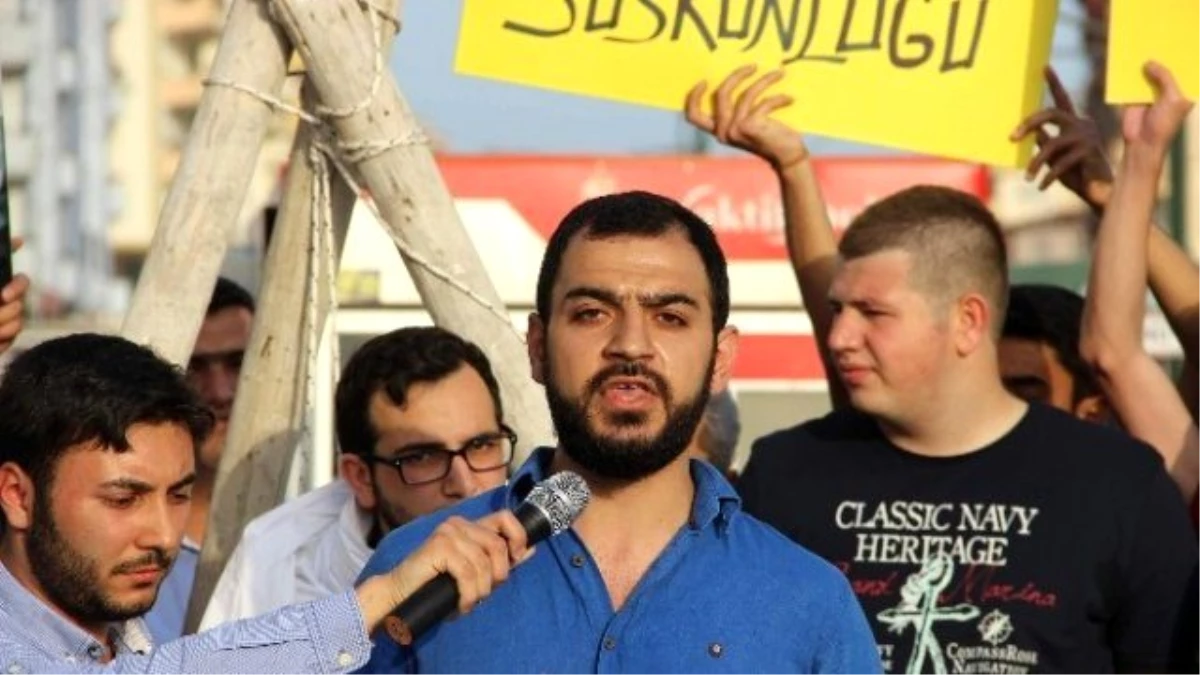 Mursi\'nin İdam Kararına Karşı Protesto Eylemi Yapıldı