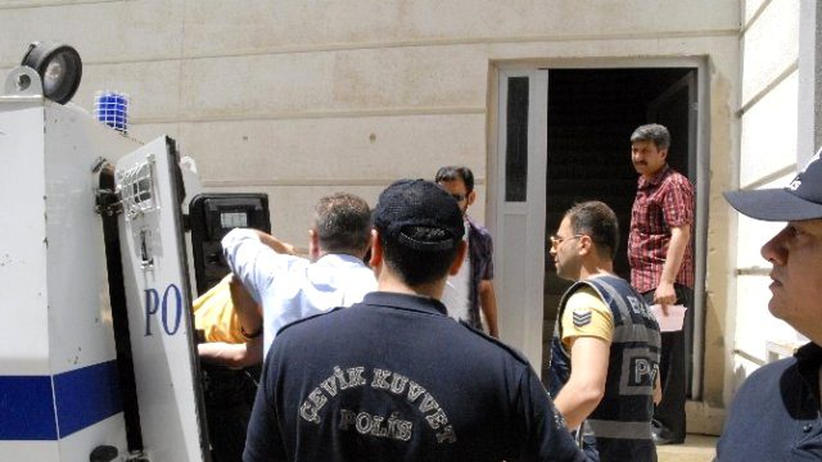 Mutlu Kaya\'nın Vurulmasıyla İlgili Gözaltına Alınan 3 Kişi Adliyeye Sevk Edildi