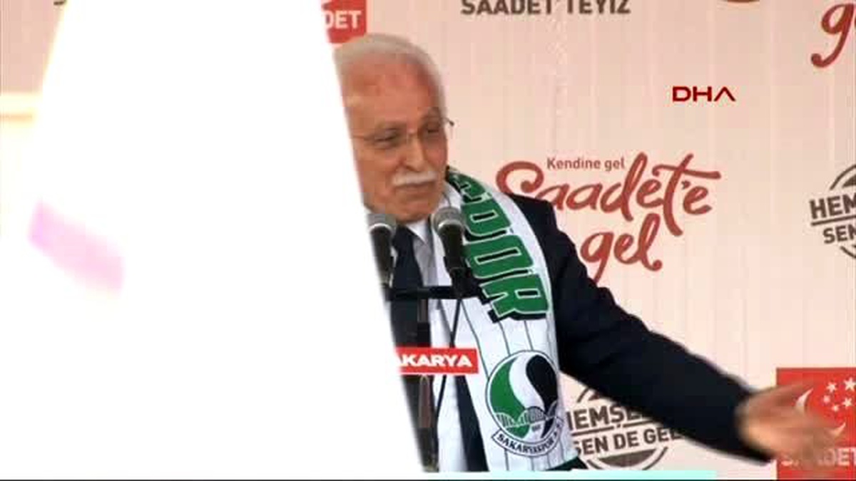 Sakarya Kamalak Meydanlarda Rabia İşareti Yaparak Güçlü Türkiye Kurulamaz, Sen İpten Adam...