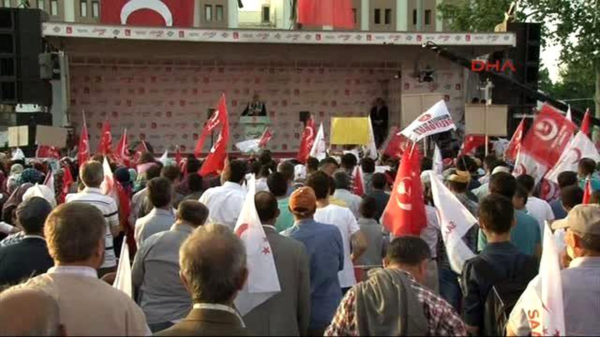 Sakarya Kamalak Meydanlarda Rabia İşareti Yaparak Güçlü Türkiye Kurulamaz, Sen İpten Adam...