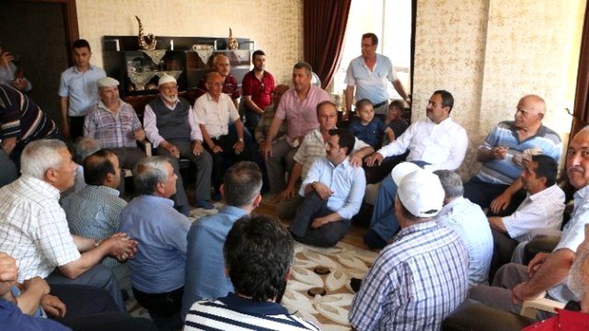Samani, "Birileri Israrla Eski Türkiye\'yi İstiyor"