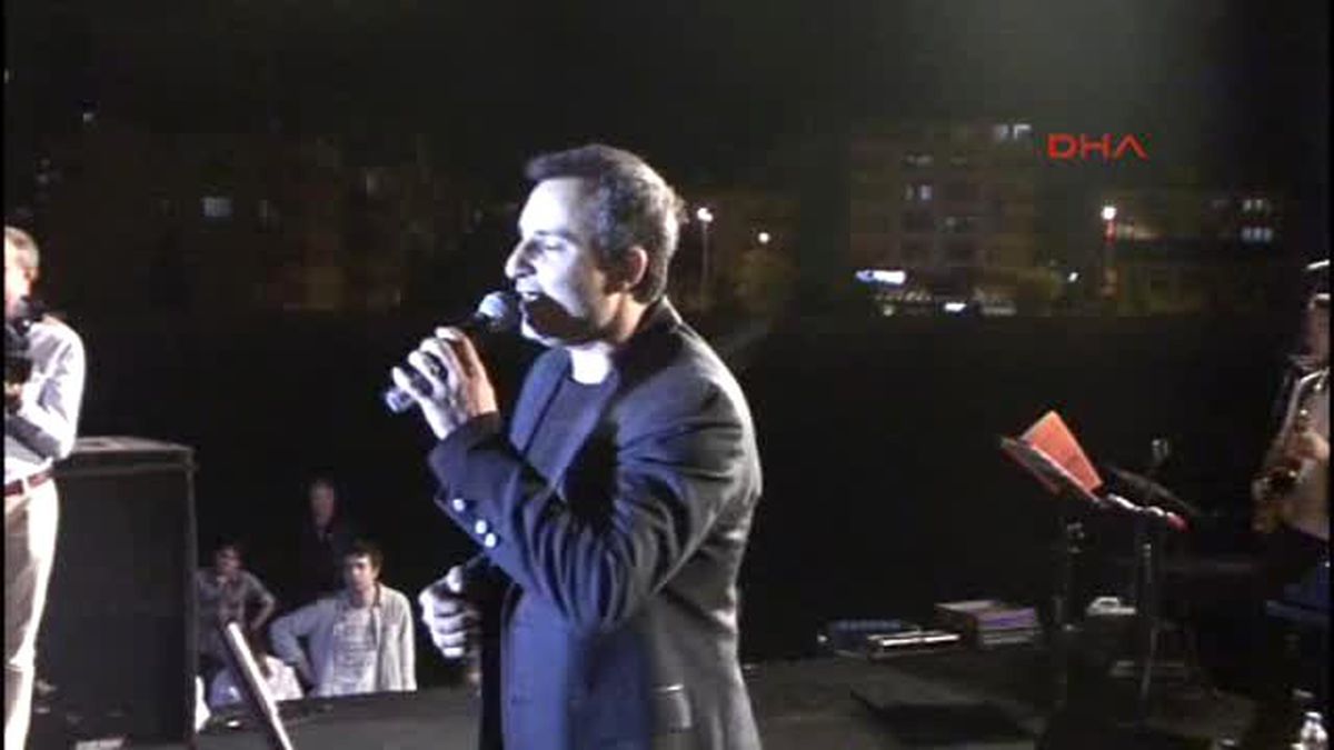 Siirt\'te 19 Mayıs Konseri -1