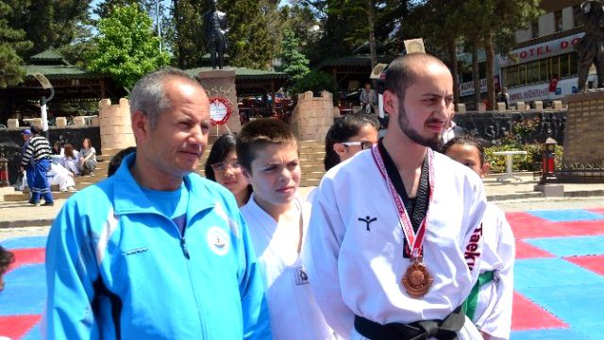 Tosyalı Sporcu Taekwondo\'da Türkiye 3.oldu