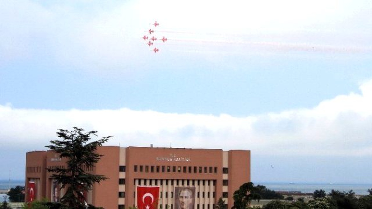 Türk Yıldızları Samsun Semalarında