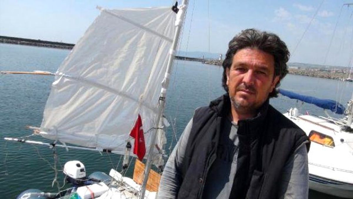 Yelkenli Botla İstanbul\'dan İzmir\'e Yola Çıkan Tercüman Tekirdağ\'a Ulaştı