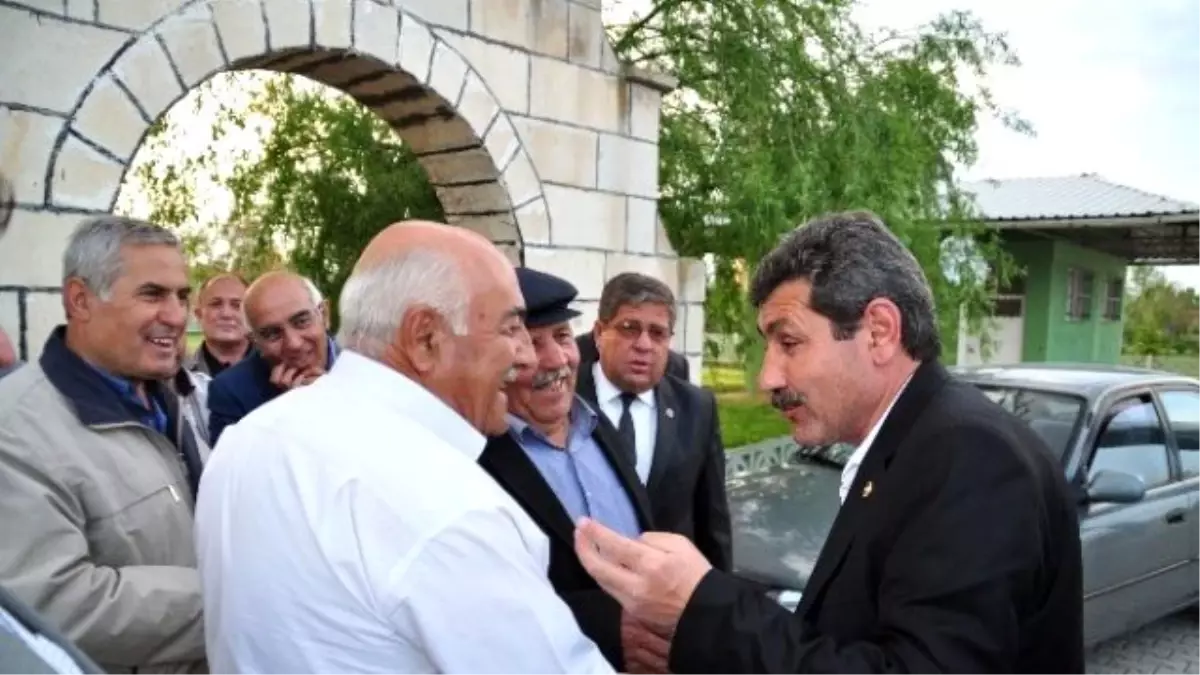 AK Parti Afyonkarahisar Milletvekili Adayı Ürün, Köyleri Geziyor