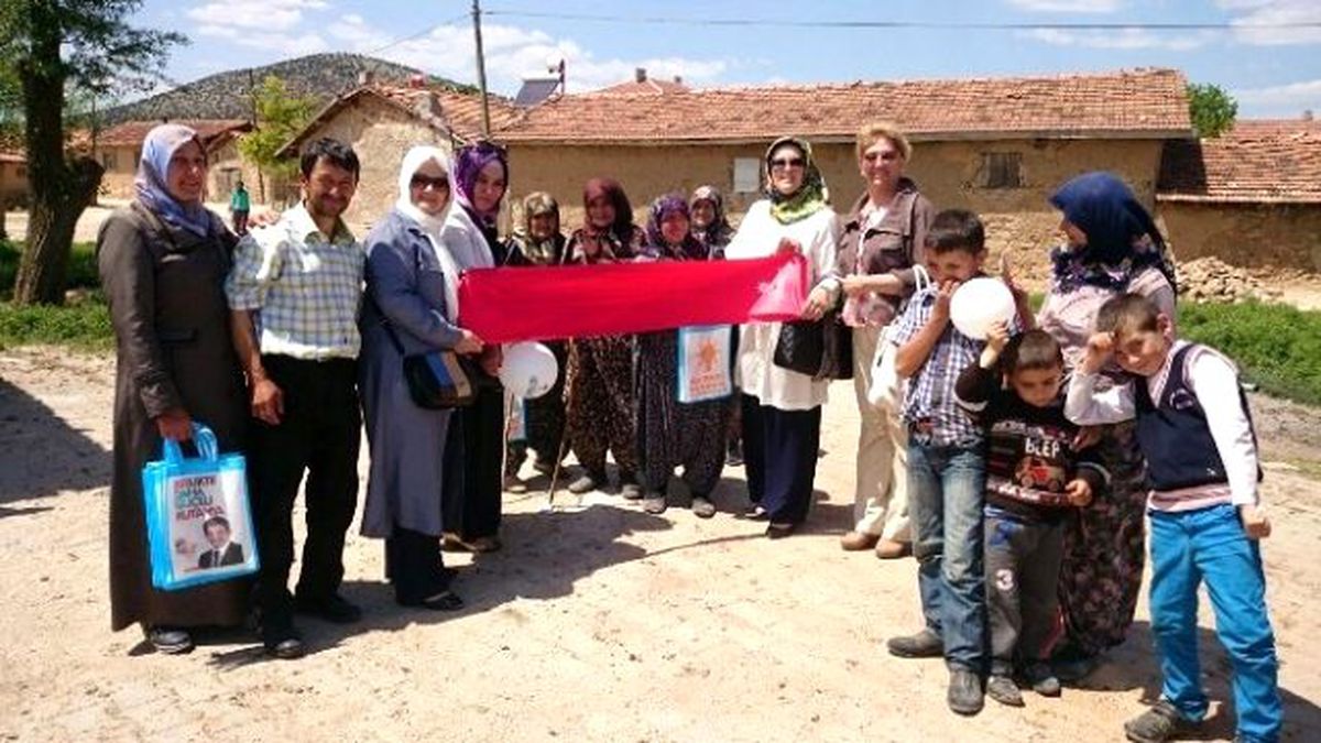 AK Parti\'li Hanımların Seçim Çalışmaları