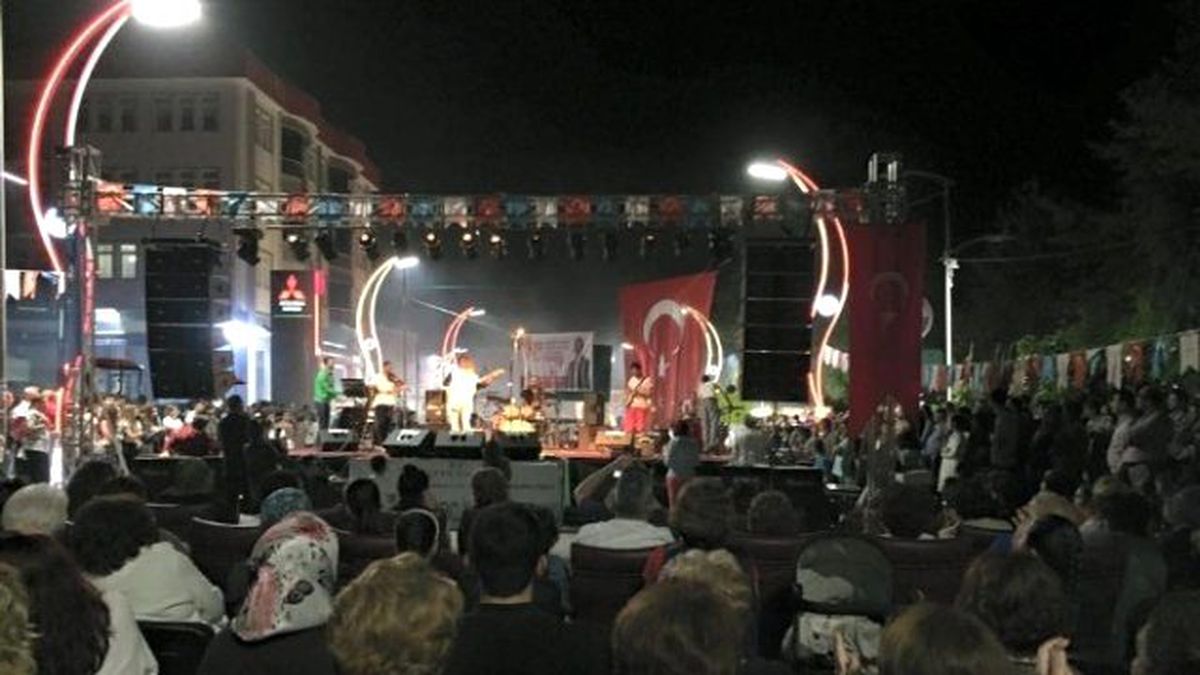 Bartın\'da 19 Mayıs\'a Gün Boyu Kutlama