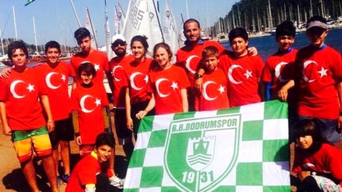 Bodrumsporlu Yelkencilerden Anlamlı Fotoğraf