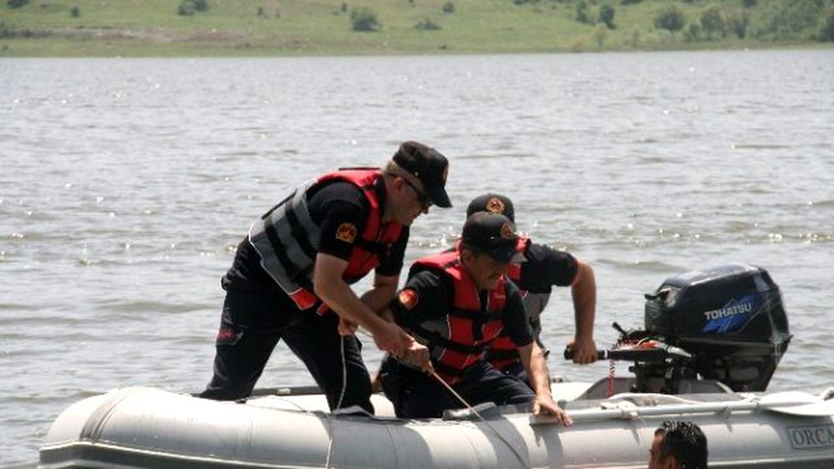 Bozüyük İtfaiyesinden Dodurga Barajında Arama Kurtarma Tatbikatı