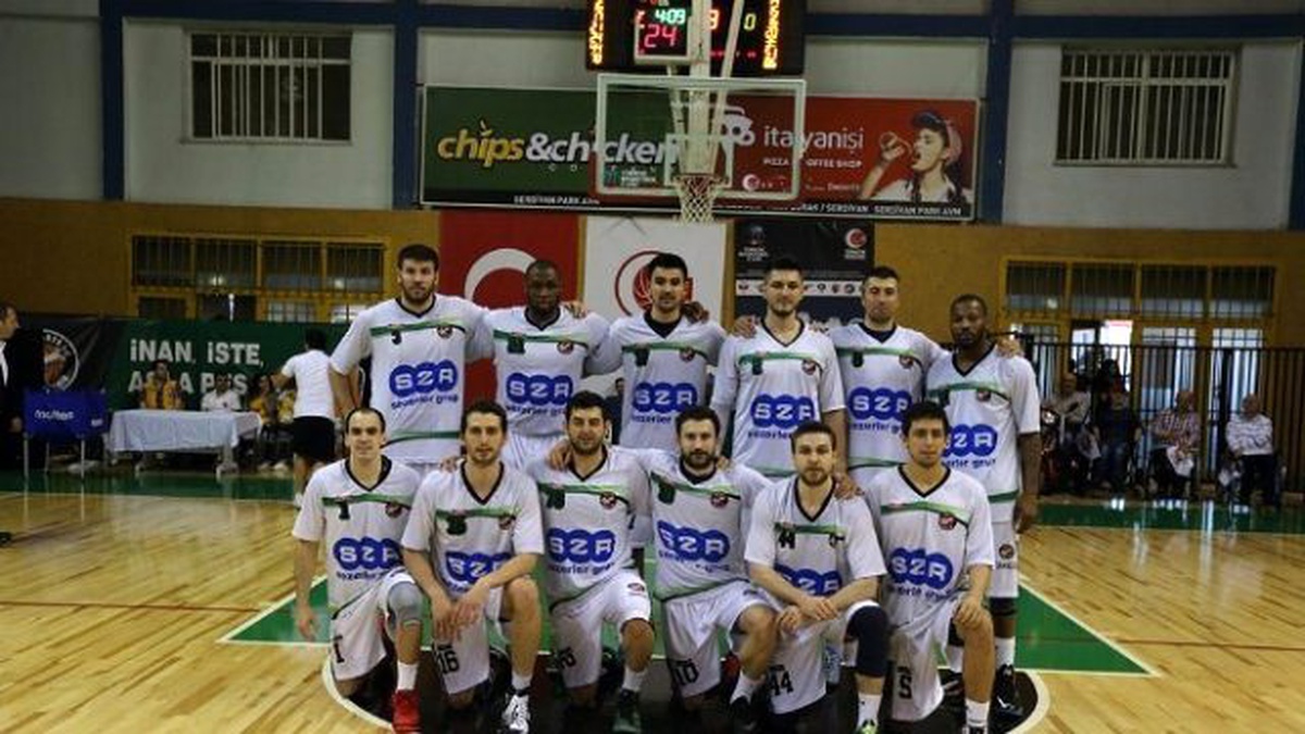 Büyükşehir Basket Takımı, Yarı Final İçin Oynuyor