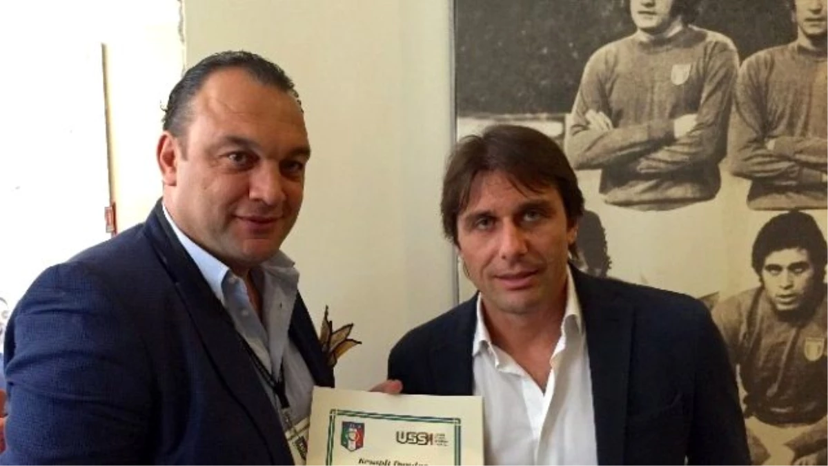 Conte, İtalyan Spor Yazarları Seminerine Katıldı