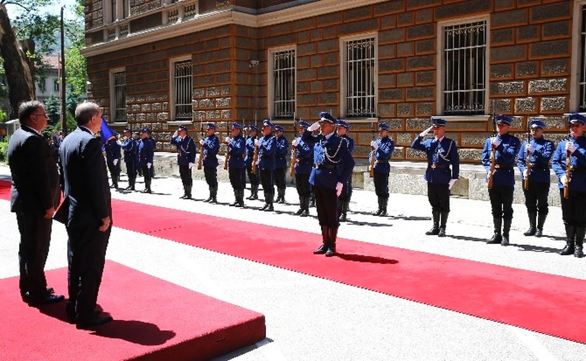 Cumhurbaşkanı Erdoğan Bosna\'da Resmi Törenle Karşılandı