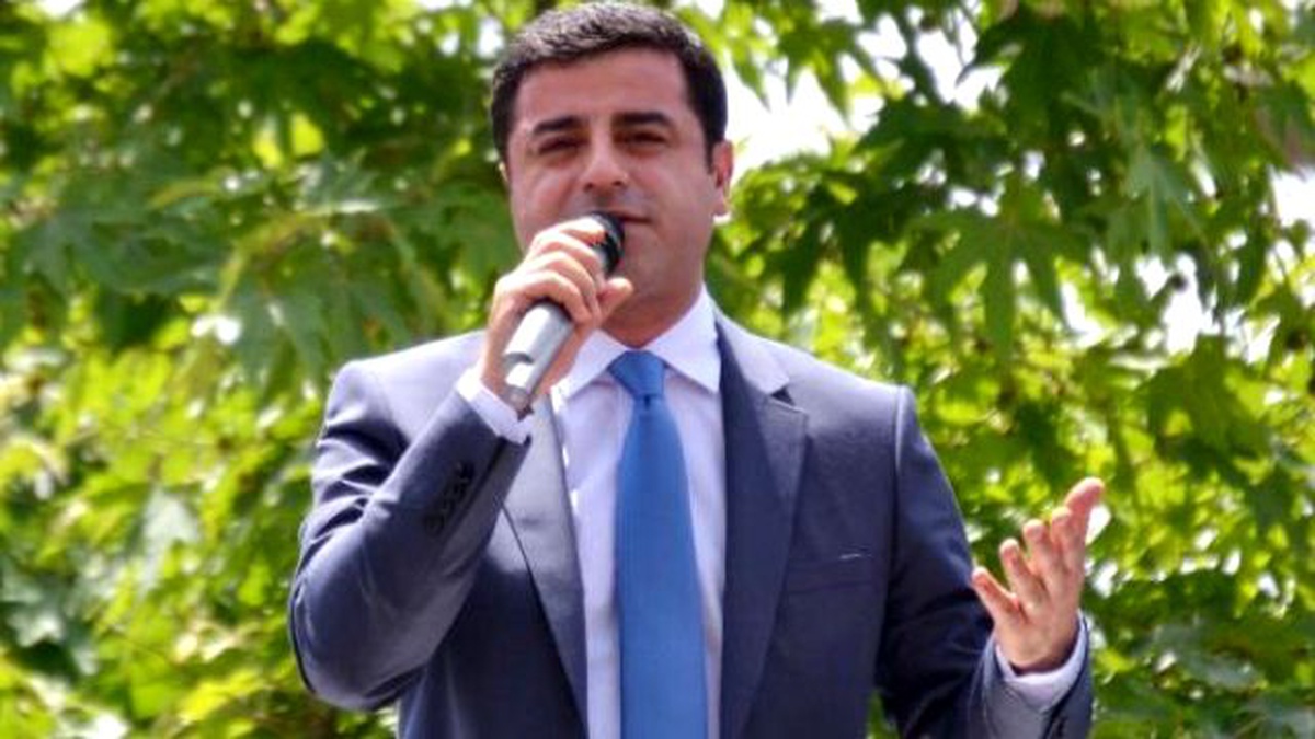 Demirtaş: TOMA\'ları Orman Bakanlığı\'na Verip Çiçek Sulamada Kullanacağız