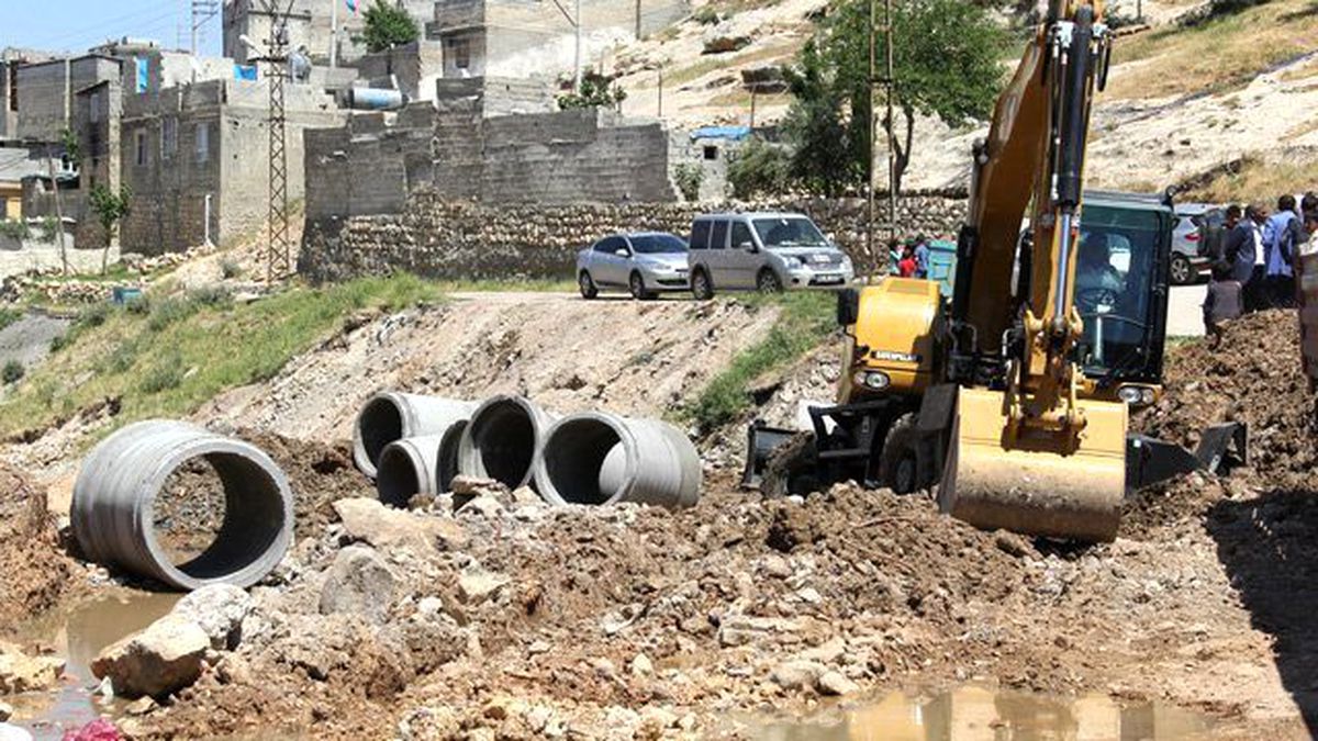 Dere Islahı İçin Kollar Sıvandı