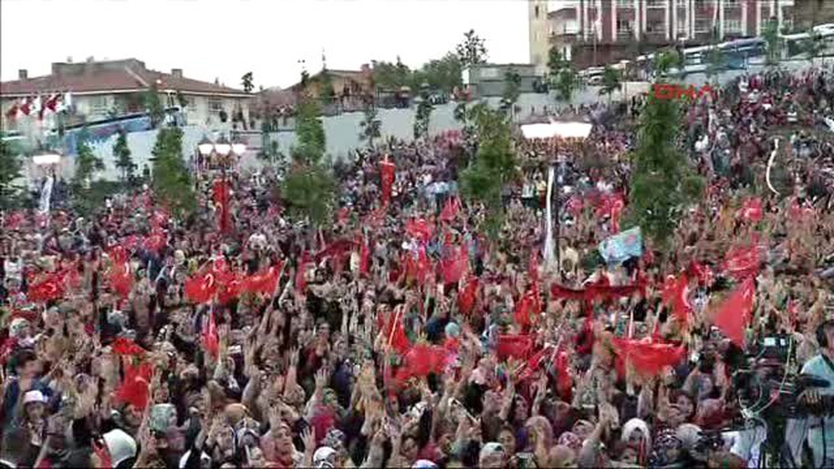 Erdoğan Utanmadan Sıkılmadan Parti Binalarına Yapılan Saldırı İçin Bizi Suçluyorlar, Şiddet Sizin...