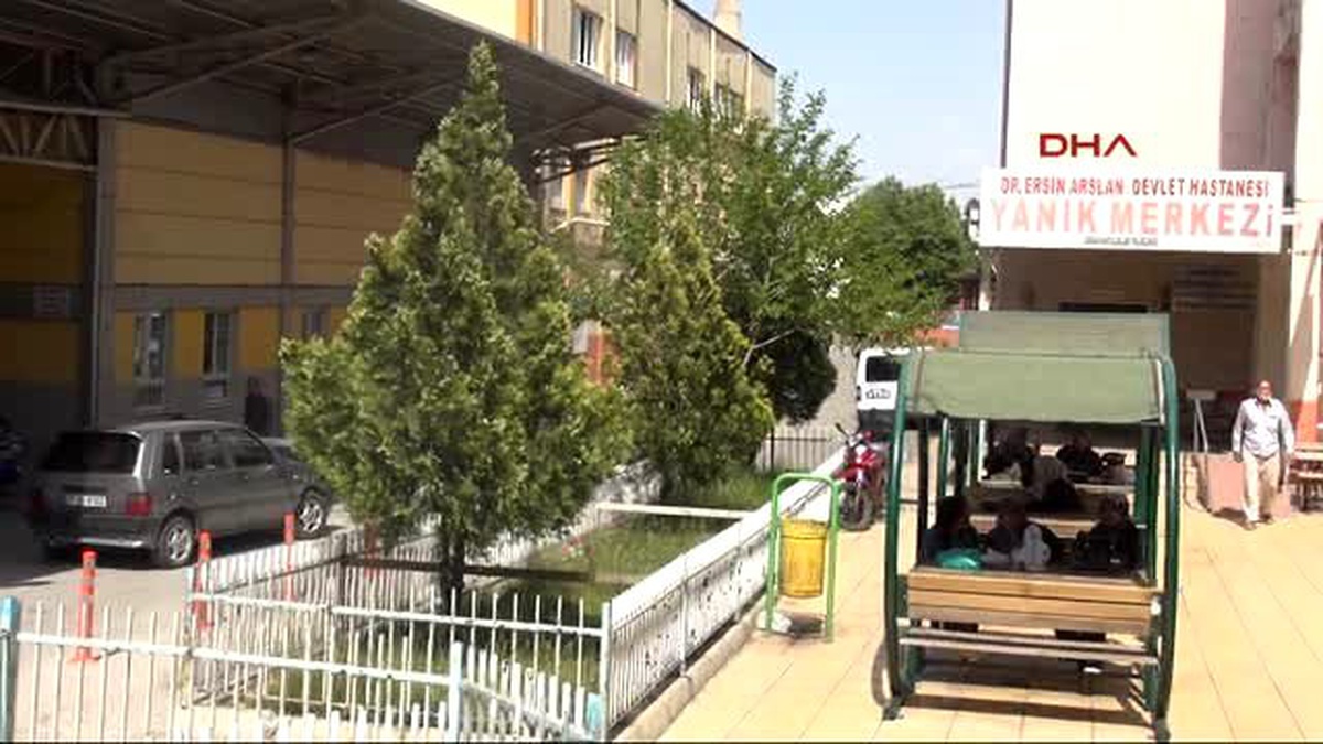 Gaziantep Ayağına Kebap Şişi Saplandı