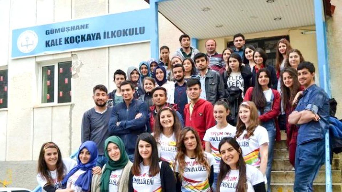 Gümüşhane\'de Üniversite Öğrencilerinden Sosyal Sorumluluk Örneği