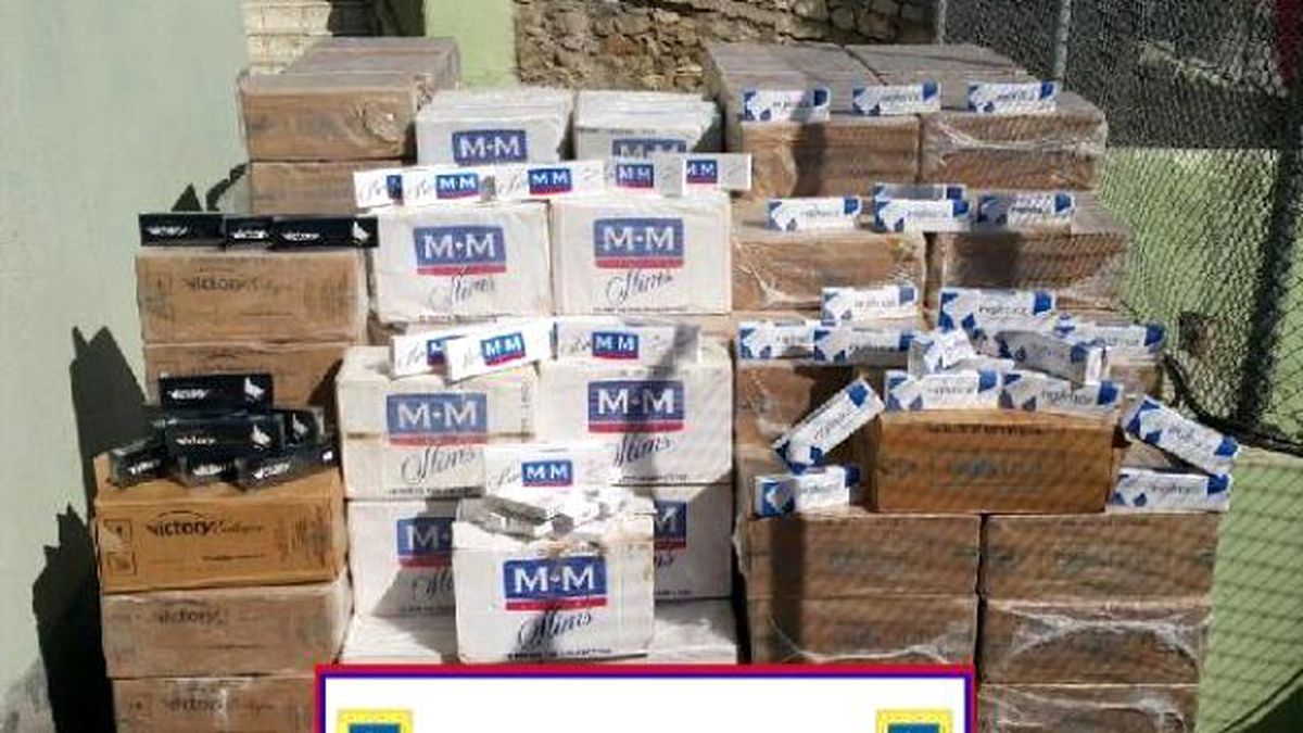 Hakkari\'de 3 Araçta 153 Bin Paket Kaçak Sigara Ele Geçirildi