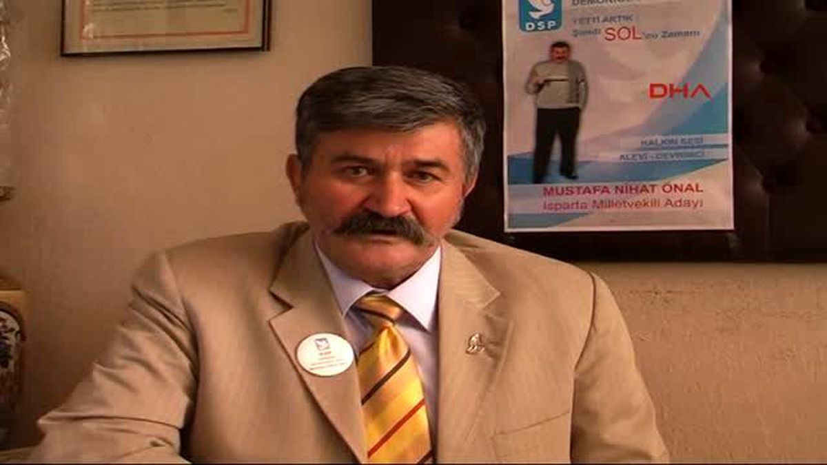 Isparta DSP Isparta Adayından Rakı Kadehli Seçim Afişi