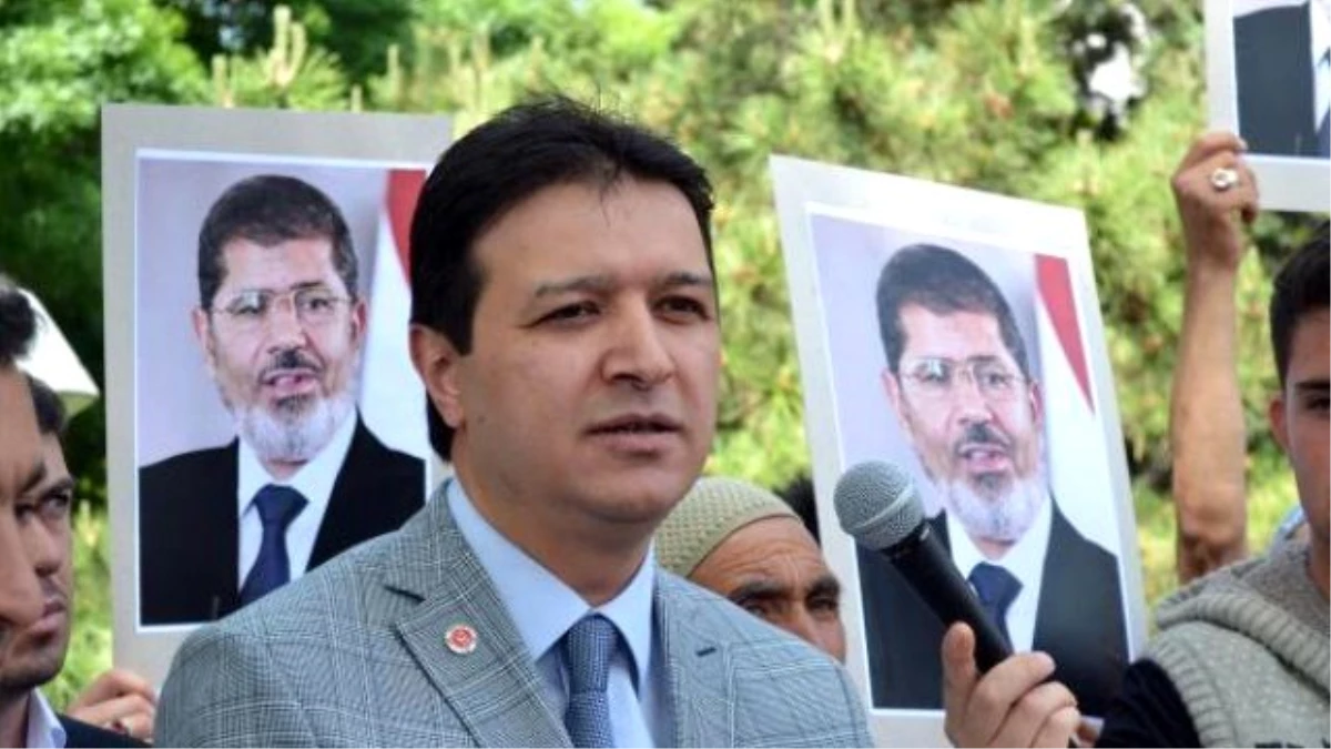 Kayseri\'deki 3 Siyasi Partiden Ortak Mursi Eylemi