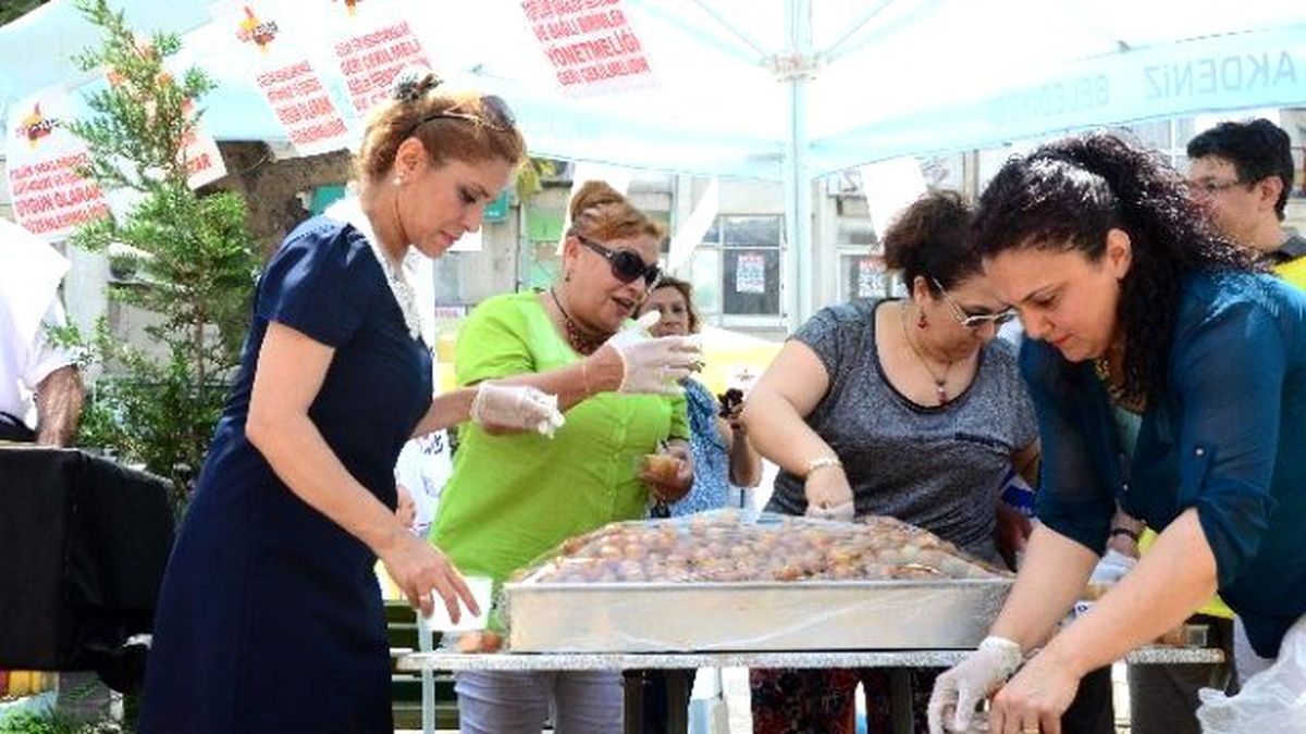 Mersin\'de Sağlık Çalışanları Greve Başladı