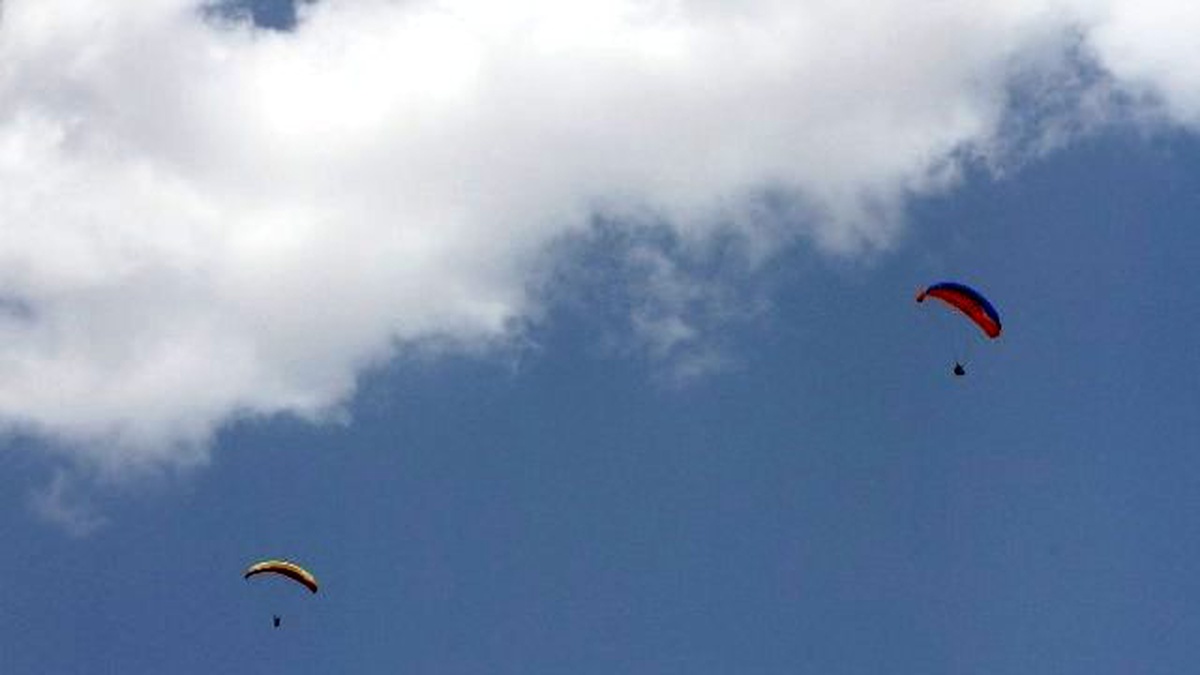 Nevşehir\'de Yamaç Paraşütü İçin Deneme Atlayışı Yapıldı