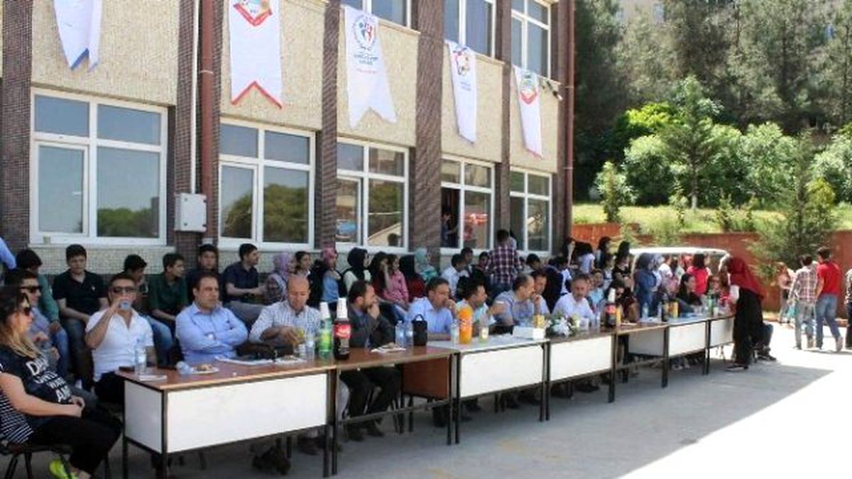 Öğrenciler Sınav Öncesi Moral Depoladı