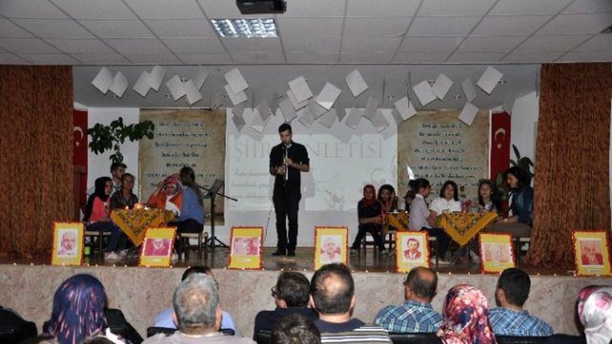 Pınarbaşı\'nda Şiir Dinletisi Düzenlendi