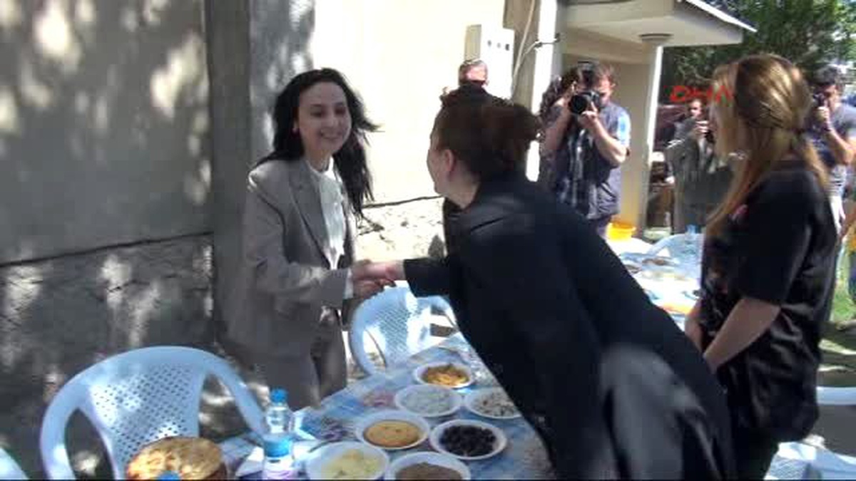 Tokat - Yüksekdağ, Cenazesi Çuvalla Taşınan Muharrem\'in Ailesini Ziyaret Etti