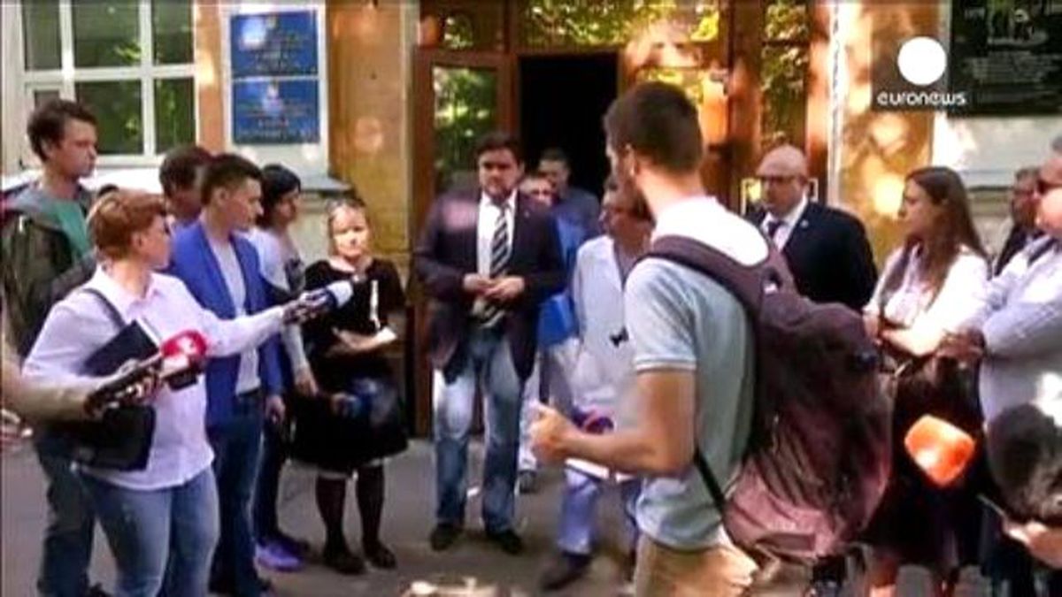 Yakalanan Askerler Rusya\'nın Ukrayna\'ya Müdahalesinin Kanıtı"