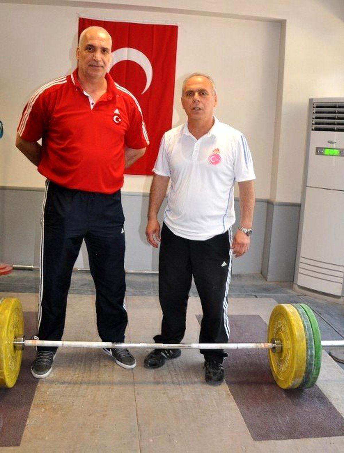 Adana\'dan 15 Halterci Final İçin Bursa\'ya Gitti