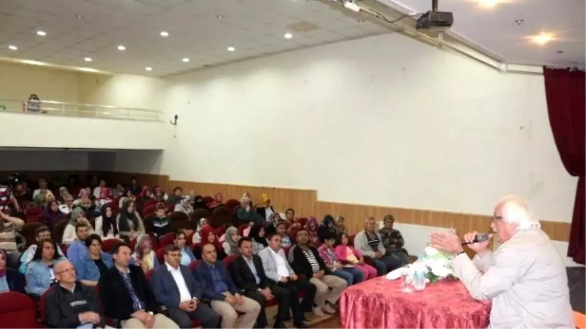 Beyşehir\'de "Fatihler Yetiştirmek" Konulu Konferans