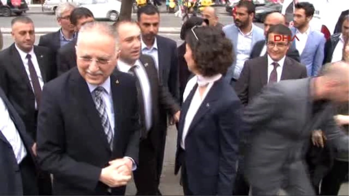 Ekmeleddin İhsanoğlu: Türkiye Bir Uyanış İçerisinde